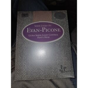 Evan-Picone Pearl Sheer Pantyhose ~ Size Small